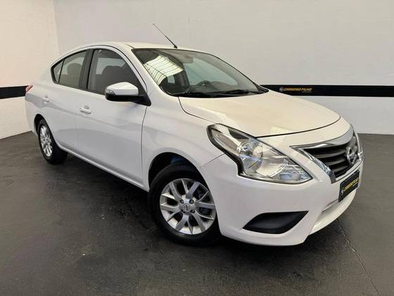NISSAN VERSA 1.6 16V FLEXSTART SV 4P XTRONIC